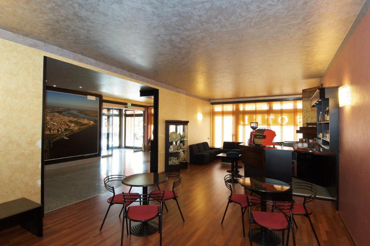 פורטו מנטובאנו Hotel Residence Ducale מראה חיצוני תמונה