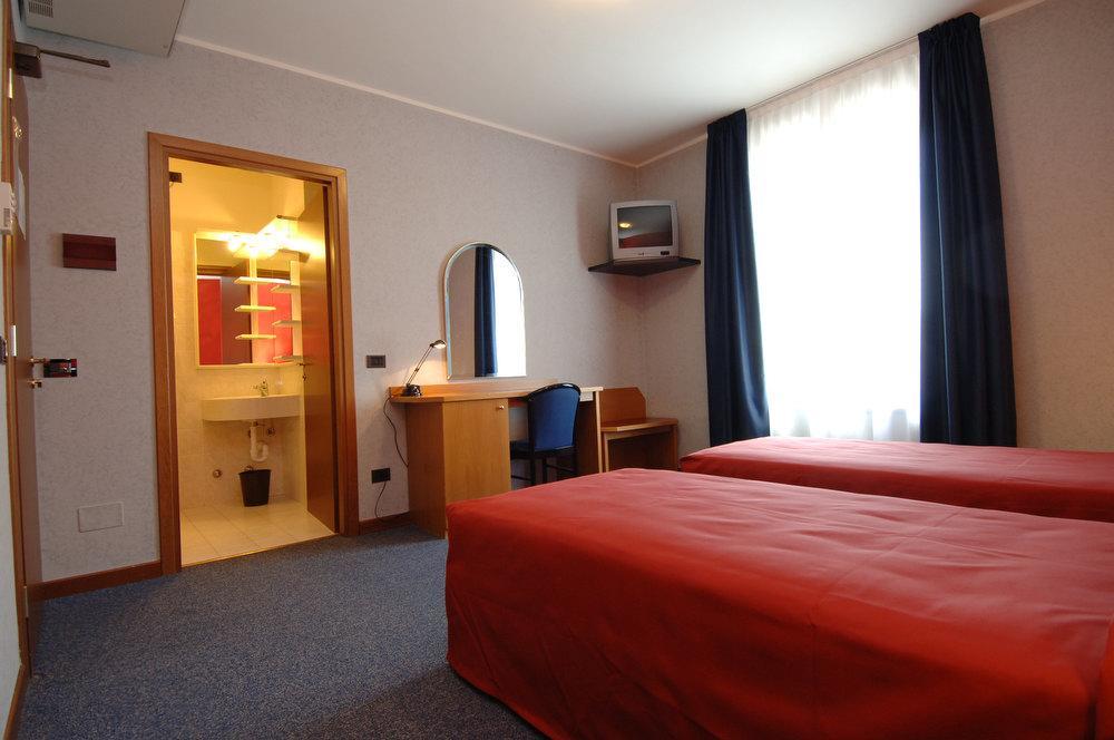 פורטו מנטובאנו Hotel Residence Ducale מראה חיצוני תמונה