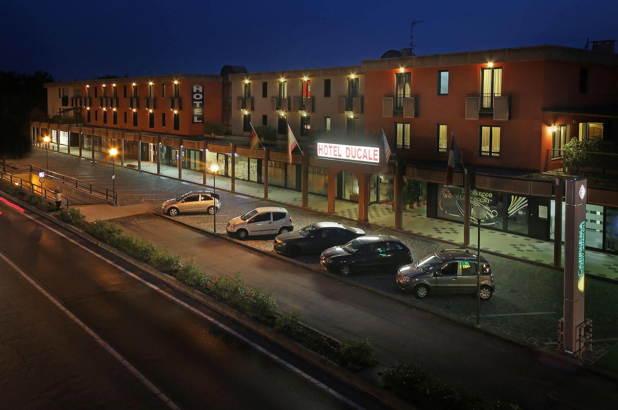 פורטו מנטובאנו Hotel Residence Ducale מראה חיצוני תמונה